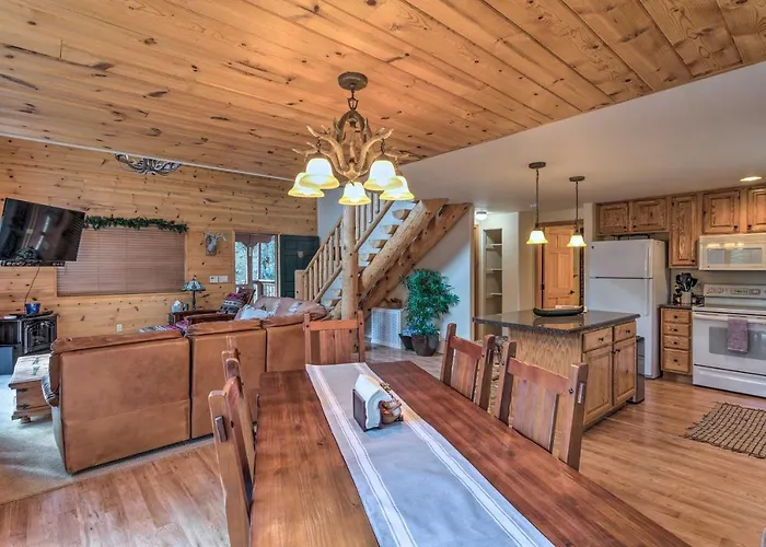 Fish, Hike & Explore: Prescott W/ Grill! Holiday home *