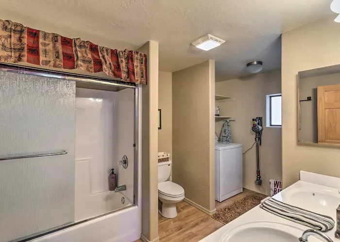 Fish, Hike & Explore: Prescott W/ Grill! Holiday home *